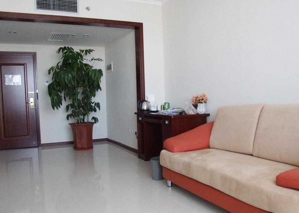 Changchun Ya Tai Hotel Exterior photo