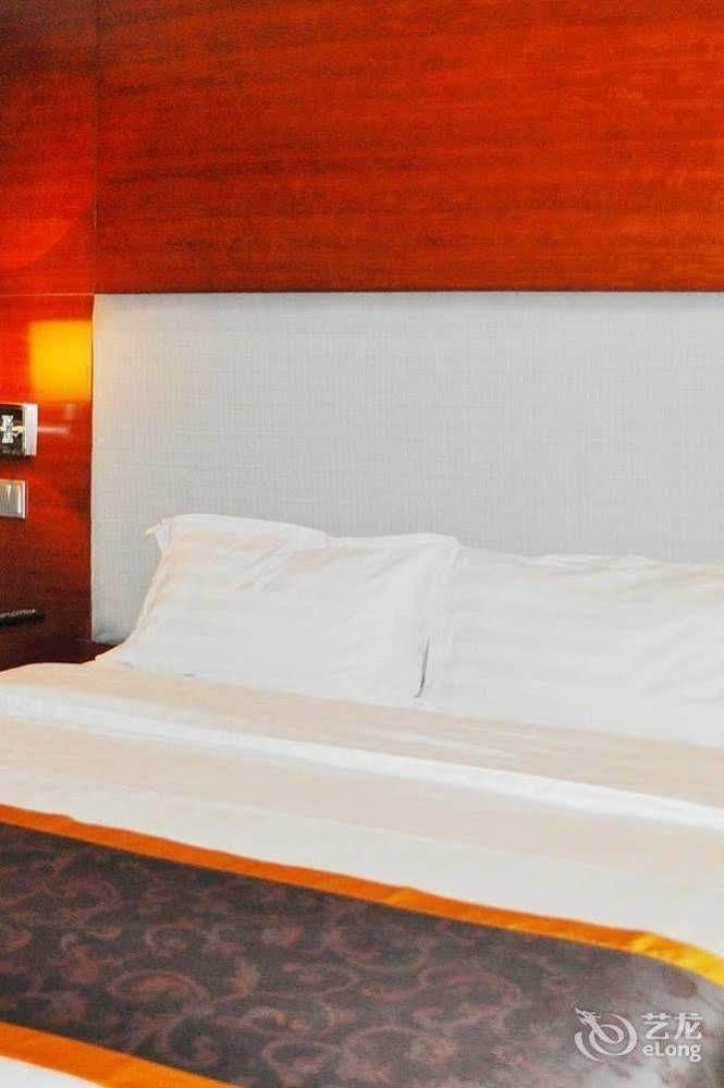 Changchun Ya Tai Hotel Exterior photo